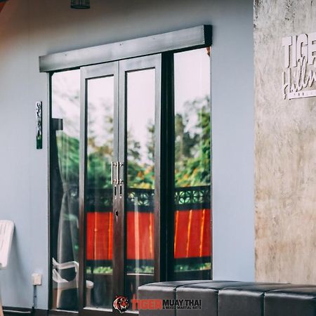 Tiger Hillside Hotel Phuket Exterior photo
